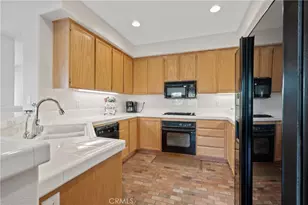 28003 Dickason, Valencia, CA 91354 - Photo 17
