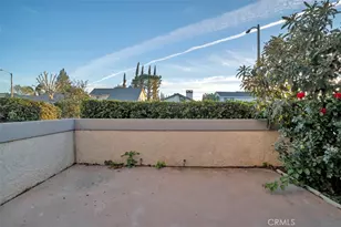 21901 Dupont St, Chatsworth, CA 91311 - Photo 7