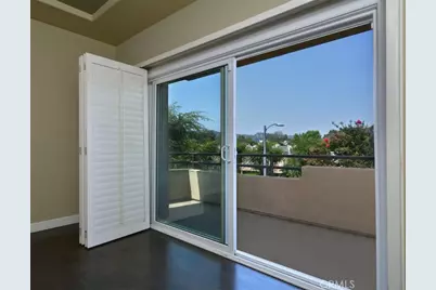 4230 Colfax Avenue #201, Studio City, CA 91604 - Photo 17