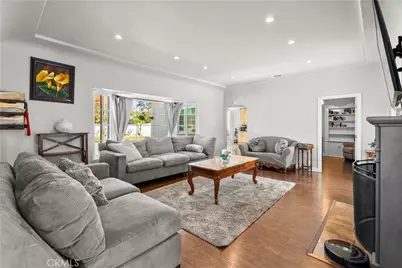 15358 Cohasset, Van Nuys, CA 91406 - Photo 9