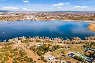 329 E Lago Lindo Rd, Palmdale, CA 93550 - Photo 35