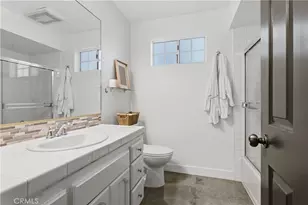 5501 Fairgrange Dr, Agoura Hills, CA 91301 - Photo 31