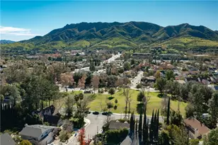 5501 Fairgrange Dr, Agoura Hills, CA 91301 - Photo 49