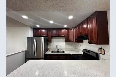 801 E Chestnut Street #2, Glendale, CA 91205 - Photo 5