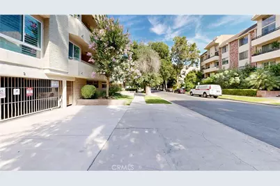 14569 Benefit, Sherman Oaks, CA 91403 - Photo 5