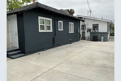 961 W 47th Street, Los Angeles, CA 90037 - Photo 3