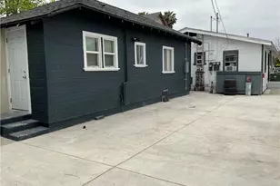 961 W 47th St, Los Angeles, CA 90037 - Photo 3