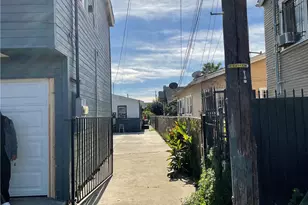 961 W 47th St, Los Angeles, CA 90037 - Photo 27