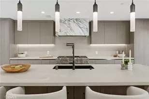 2638 Zorada Dr, Los Angeles, CA 90046 - Photo 27