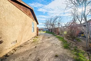 15842 Greenrock Ave, Lancaster, CA 93535 - Photo 21