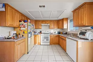 15842 Greenrock Ave, Lancaster, CA 93535 - Photo 11