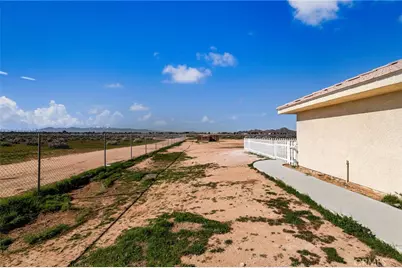 15088 Mesquite Road, Apple Valley, CA 92307 - Photo 35