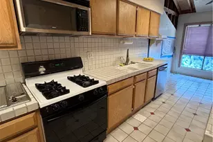 4325 Whitsett, Studio City, CA 91604 - Photo 13