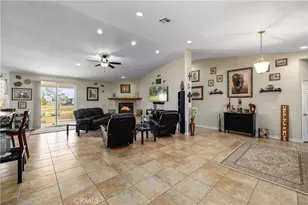 8346 W Ave D4, Lancaster, CA 93536 - Photo 9