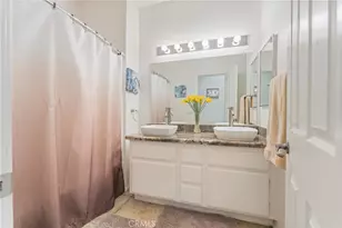2104 W Ave J7, Lancaster, CA 93536 - Photo 15