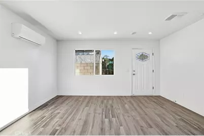 11062 11060 Oneida Avenue, San Fernando, CA 91340 - Photo 27