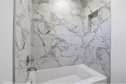 11062 11060 Oneida Avenue, San Fernando, CA 91340 - Photo 15