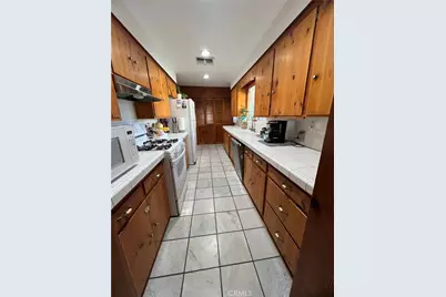 1335 N Niagara Street, Burbank, CA 91505 - Photo 9