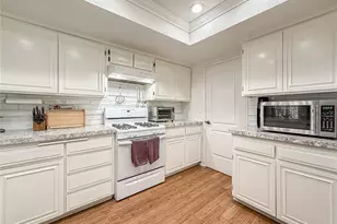 5021 Ambridge, Calabasas, CA 91301 - Photo 5