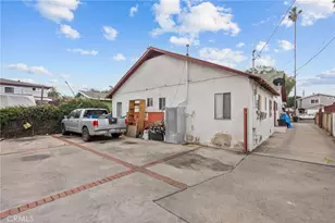 943 W 65th St, Los Angeles, CA 90044 - Photo 25