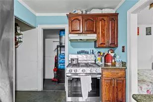 943 W 65th St, Los Angeles, CA 90044 - Photo 17