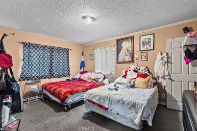 943 W 65th Street, Los Angeles, CA 90044 - Photo 39