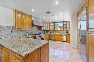 16015 Jeanne Ln, Encino, CA 91436 - Photo 25