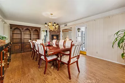 9827 Sylvia Avenue, Northridge, CA 91324 - Photo 15