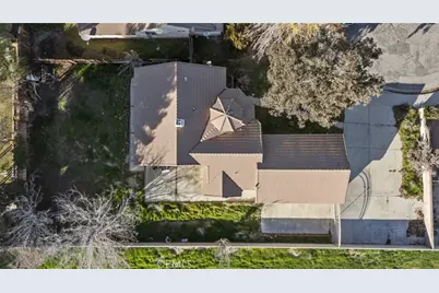 44105 Acacia Street, Lancaster, CA 93535 - Photo 5