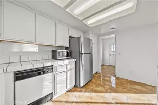 44105 Acacia St, Lancaster, CA 93535 - Photo 15