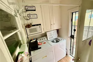 79 N Berkeley, Pasadena, CA 91107 - Photo 19