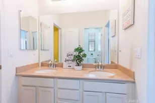 20413 Janzer Ct, Newhall, CA 91350 - Photo 17
