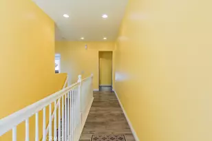 20413 Janzer Ct, Newhall, CA 91350 - Photo 21