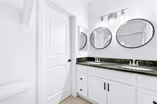 22870 Trigger St, Chatsworth, CA 91311 - Photo 35