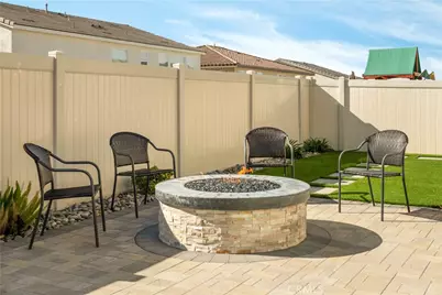 18100 Tableau Way, Saugus, CA 91350 - Photo 43