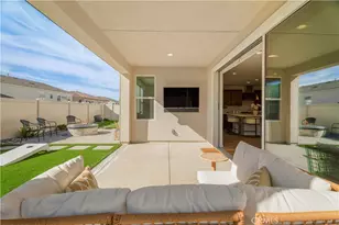 18100 Tableau Way, Saugus, CA 91350 - Photo 45