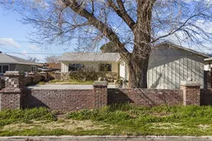 3355 Camden St, Rosamond, CA 93560 - Photo 3