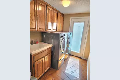 450 Fairway Drive, Palmdale, CA 93551 - Photo 23