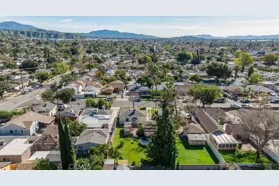 14047 Herron Street, Sylmar, CA 91342 - Photo 35