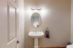 14919 Dickens St, Sherman Oaks, CA 91403 - Photo 11