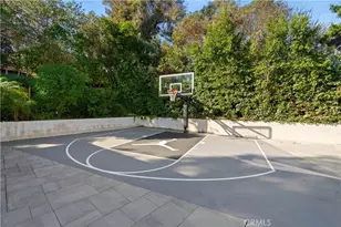 5631 Wilhelmina Ave, Woodland Hills, CA 91367 - Photo 21