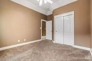 1933 Kellie Marie, Bakersfield, CA 93314 - Photo 29