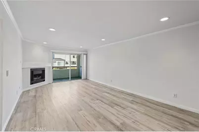 5525 Canoga #129, Woodland Hills, CA 91367 - Photo 5