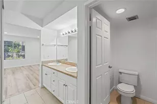 5525 Canoga, Woodland Hills, CA 91367 - Photo 19