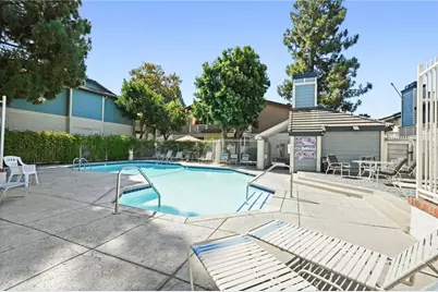 2426 Pleasant Way #E, Thousand Oaks, CA 91362 - Photo 43