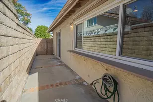 23540 Via Amado, Valencia, CA 91355 - Photo 39