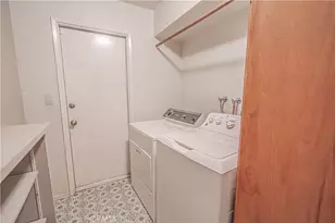 23540 Via Amado, Valencia, CA 91355 - Photo 29