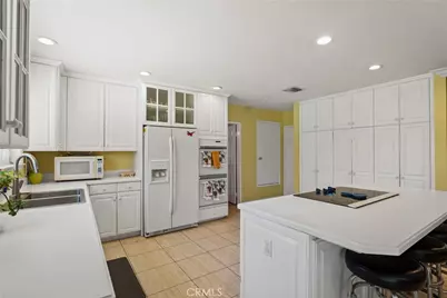 9560 Shoshone Avenue, Northridge, CA 91325 - Photo 5