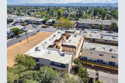 14239 Sherman Way #3, Van Nuys, CA 91405 - Photo 37