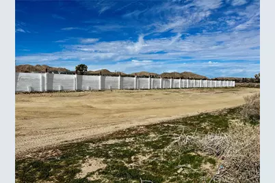 171 Ste Vic Avenue Q2, Palmdale, CA 93591 - Photo 49